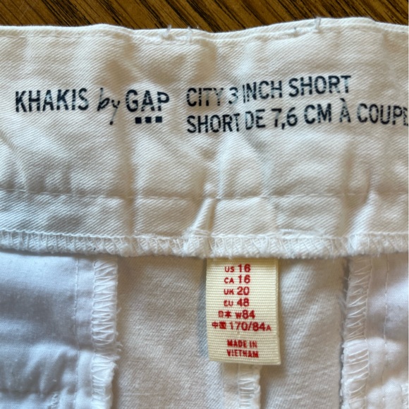 Gap women’s shorts. - Picture 6 of 6